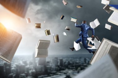 O büyük bir patron. Karışık ortam