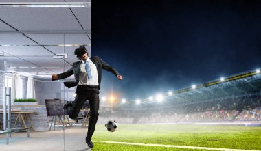 Sanal gerçeklik deneyin. Karışık teknik