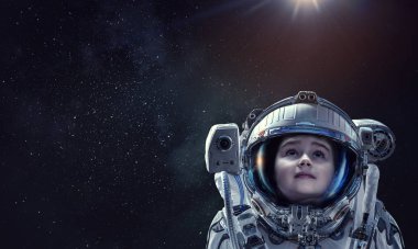 Uzayı keşfediyorum. Karışık ortam