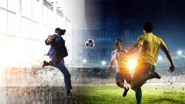 Sanal kasklı Afrikalı adam. Karışık ortam