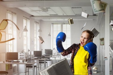 Küçük şirin şampiyon. Karışık ortam