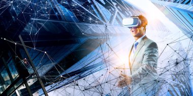 Sanal maskeli işadamı. Karışık ortam