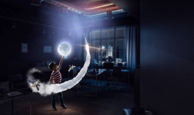 Çocuksu tatlı rüyalar. Karışık ortam