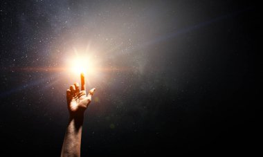 Yeni bir şey yaratıyorum. Karışık ortam