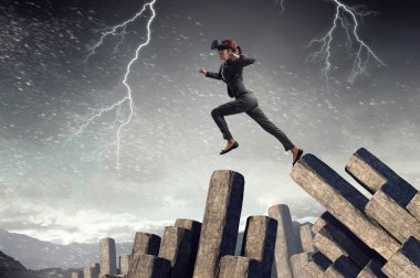 Sanal gerçeklik hissediyorum. Karışık teknik