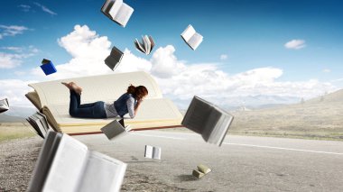 Okumak seni götürür. Karışık ortam