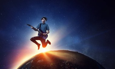 Ne zaman worldfamous oldu. Karışık teknik