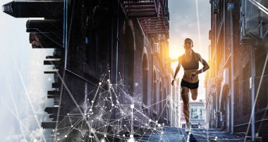 Koşmak sporcumuz yarışı. Karışık teknik