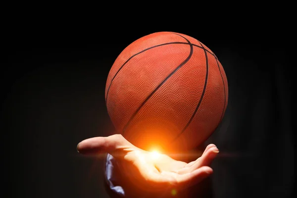 Concepto de juego de baloncesto. Medios mixtos — Foto de Stock