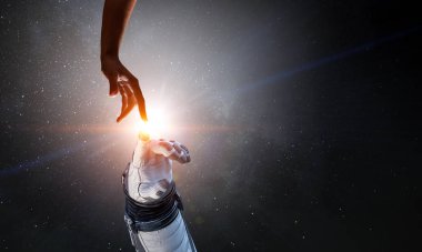 Derin uzay keşfi kavramı. Karışık ortam