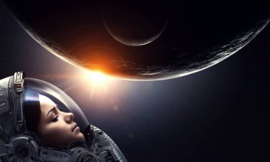 Uzayı keşfediyorum. Karışık ortam