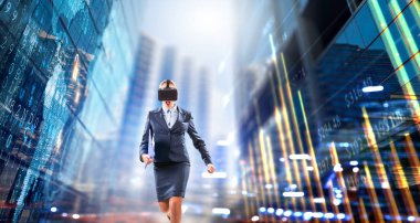 Başka bir gerçeklikte. Karışık teknik