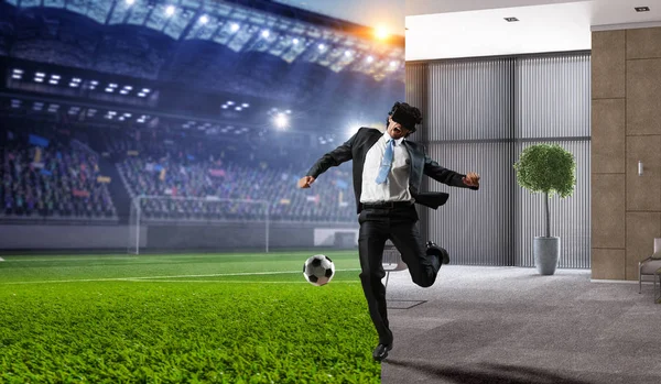 Sanal gerçeklik hissediyorum. Karışık teknik