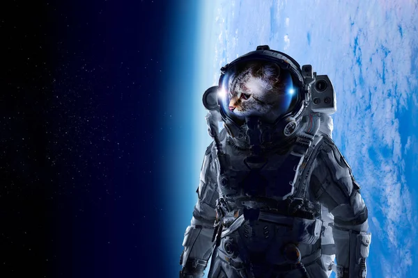 Eerste reis naar de ruimte. Mixed media — Stockfoto