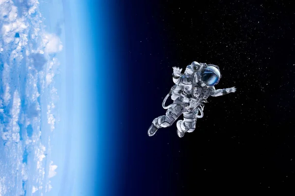 Explorando el espacio exterior. Medios mixtos — Foto de Stock