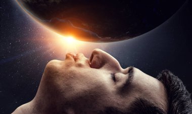 Erkek öpüşme küresi. Karışık ortam