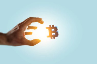 Para kazanma kavramı olarak şifreli para değişimi