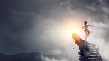 Koşmak sporcumuz yarışı. Karışık teknik