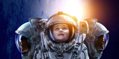 Uzayı keşfediyorum. Karışık ortam