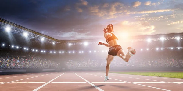 Carrera de atletas. Medios mixtos — Foto de Stock