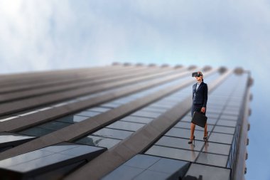 Başka bir gerçeklikte. Karışık teknik