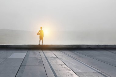 Futbol şampiyonu olacak. Karışık teknik