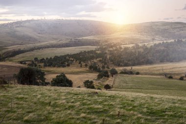 Güneş batıyor. Karışık ortam