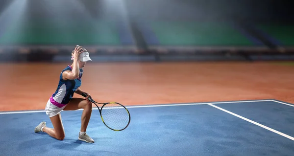 Grand joueur de tennis. Techniques mixtes — Photo