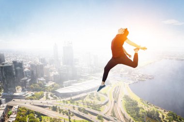 Onun dünya danstır. Karışık teknik