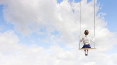 Sadece özgür ve mutlu. Karışık ortam