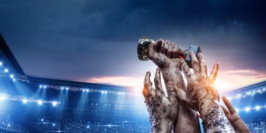 Zafer için savaşıyorum. Karışık ortam