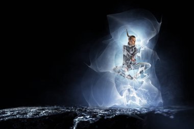 Dans tutkusu var. Karışık teknik