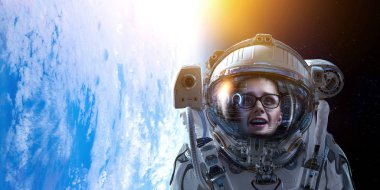 Uzayı keşfediyorum. Karışık ortam