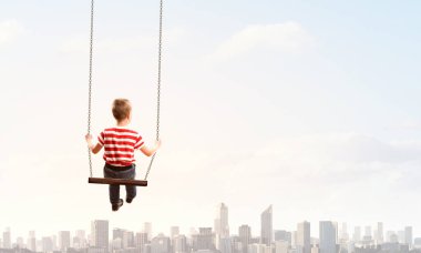 Sadece özgür ve mutlu. Karışık ortam