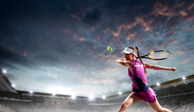 Büyük tenis oyuncusu. Karışık teknik