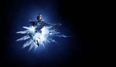 Dans tutkusu var. Karışık teknik