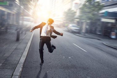 Sanal gerçeklik hissediyorum. Karışık teknik
