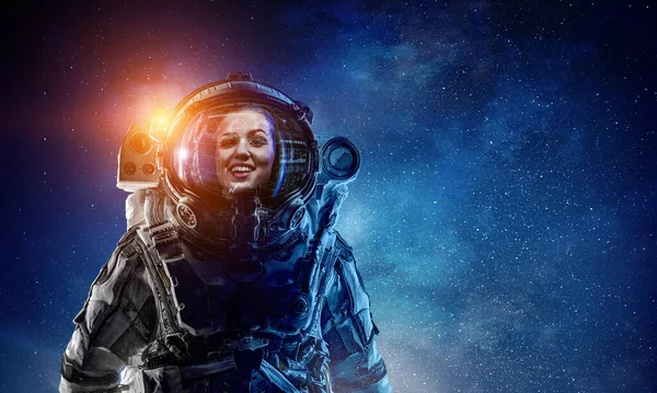 Astronaut-pionjär inom forskning. Mixed media — Stockfoto