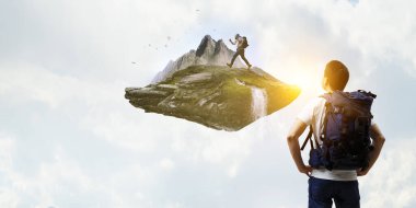 Genç gezgin dünya konseptini keşfediyor.