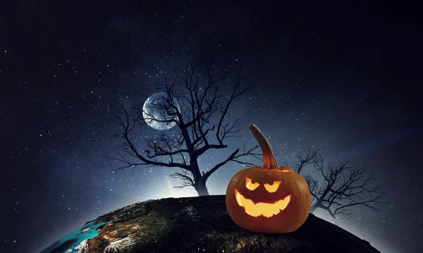 Halloween-Design mit Kürbissen. Gemischte Medien — Stockfoto