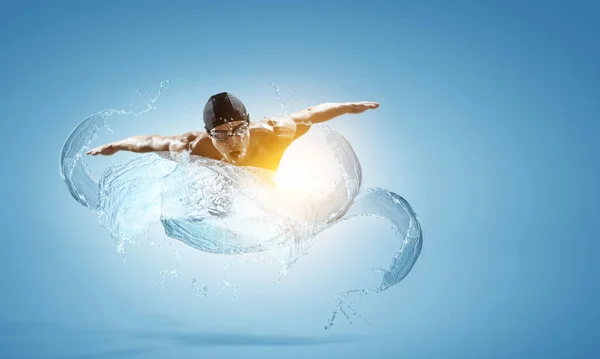 Profesionist înotător pe un val — Fotografie, imagine de stoc