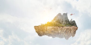 Açık mavi gökyüzü arkaplanındaki soyut manzara