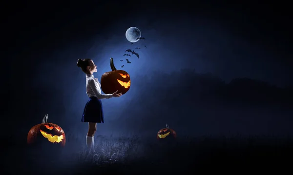 Strašidelný halloween image. Smíšená média — Stock fotografie