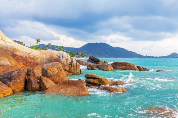 Hin Ta ve Hin Yai kayalar. Tayland Koh Samui Adası üzerinde bulunan Meşhur Mekanlar.