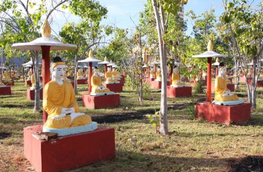 Buda, Bodhi Tataung, Monywa, Myanmar, eski Taş heykeller 