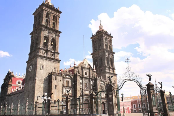 Cathedral Basilica de Puebla, Puebla de Zaragoza, Mexico — Stockfoto