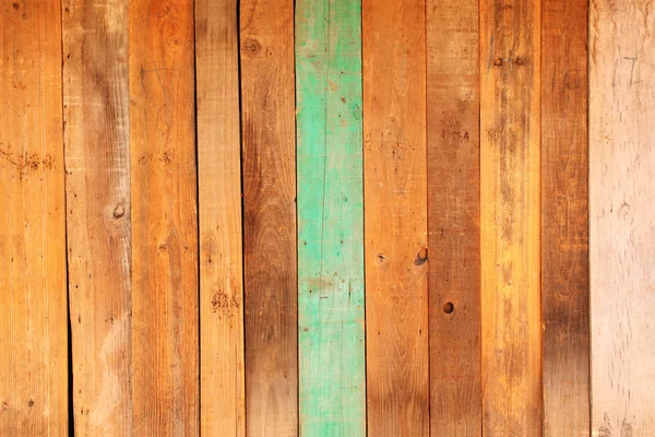 Ancient wood with cracked paint of green color — Stock Photo, Image
