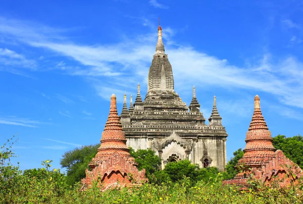 Oude tempel in de archeologische zone, Bagan, Myanmar — Stockfoto