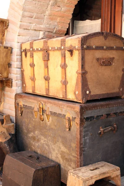 Two vintage wooden chests — Stock Photo, Image