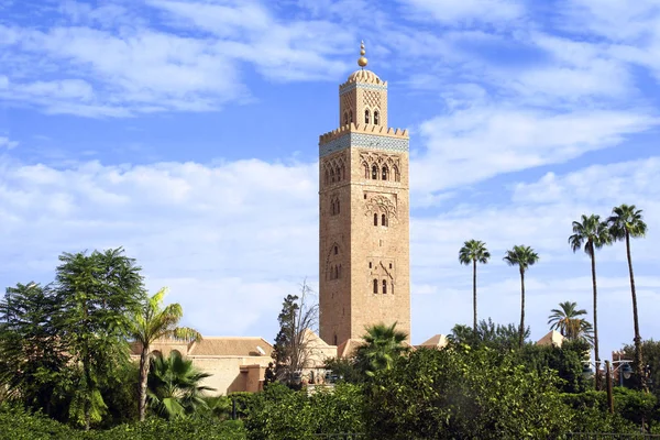 Célèbre mosquée marocaine de Koutoubia minaret, Marrakech, Maroc — Photo